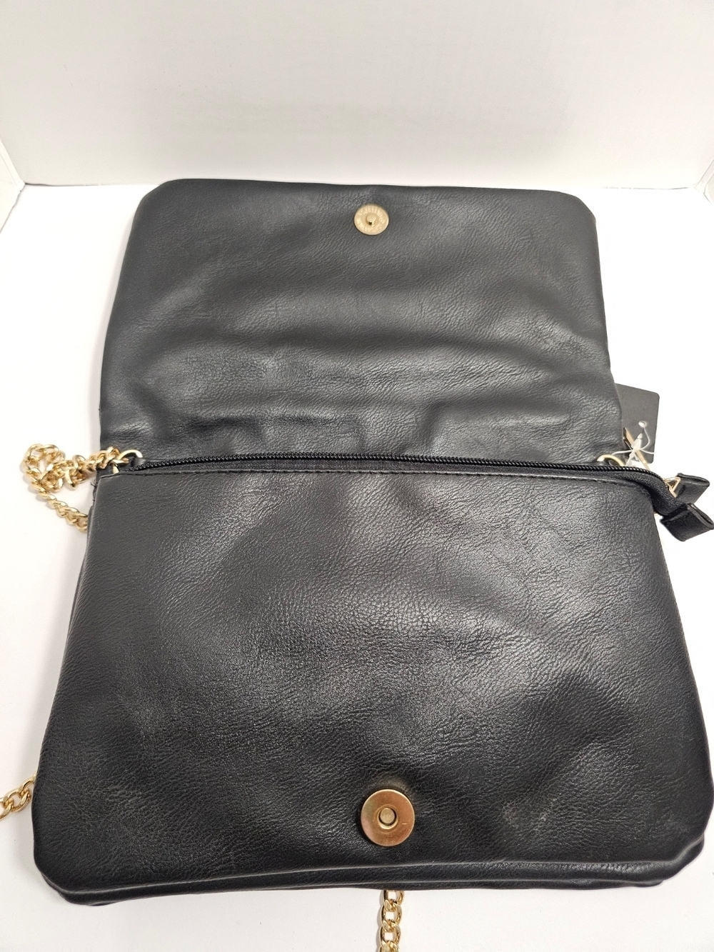NWT Rampage Black Chevron Quilted Double Zip Crossbody Bag Gold Chain - Picture 4 of 5